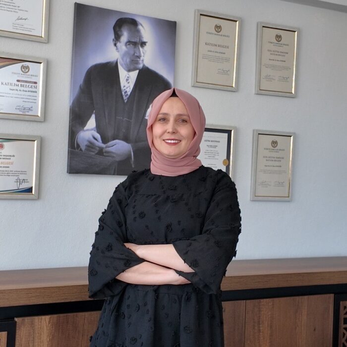 Esra KAYA